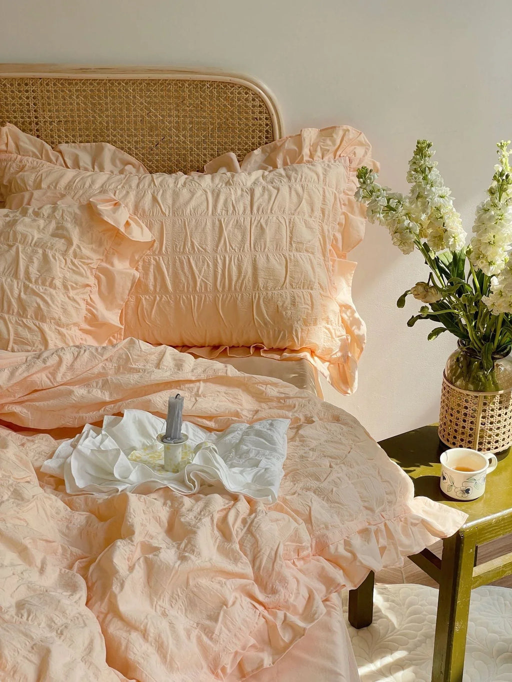 Marshmallow Puff Ruffle Bedding Set / Yellow Ever Lasting
