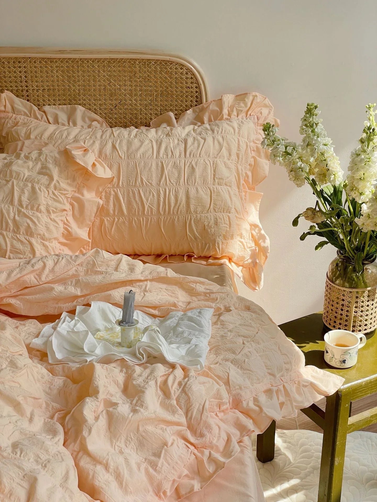 Marshmallow Puff Ruffle Bedding Set / Yellow Ever Lasting