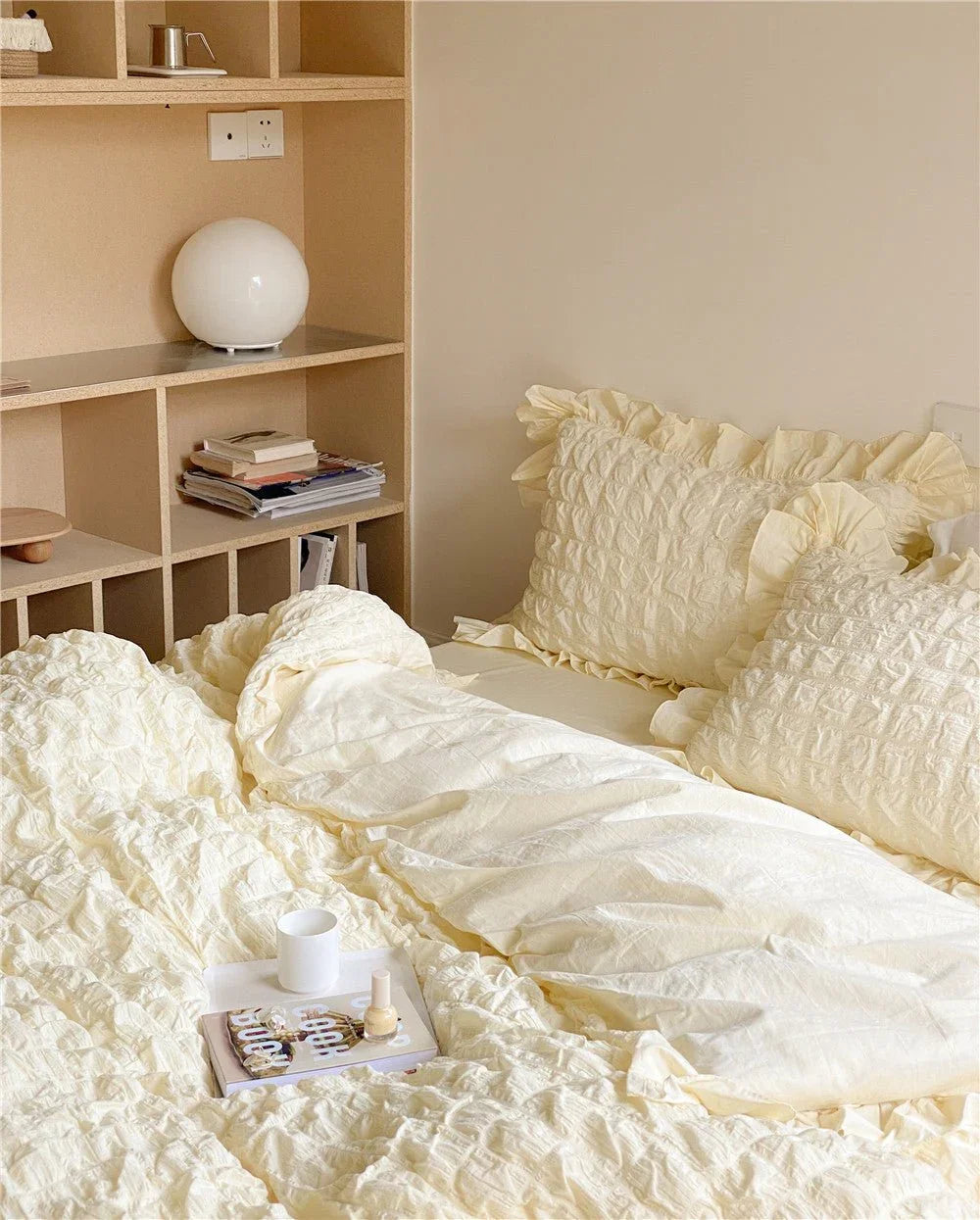 Marshmallow Puff Ruffle Bedding Set / Yellow Ever Lasting