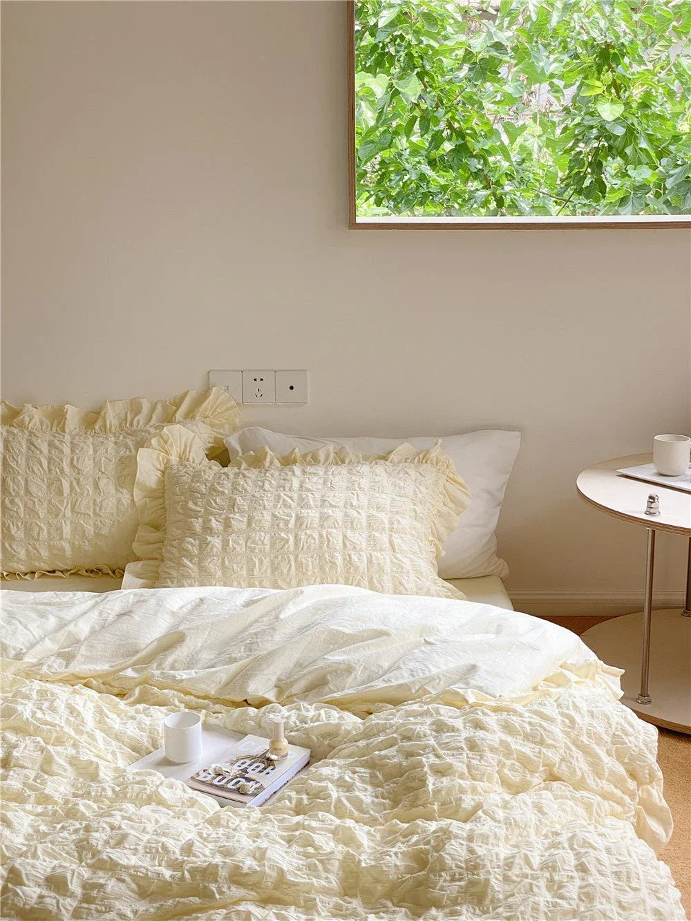 Marshmallow Puff Ruffle Bedding Set / Yellow Ever Lasting