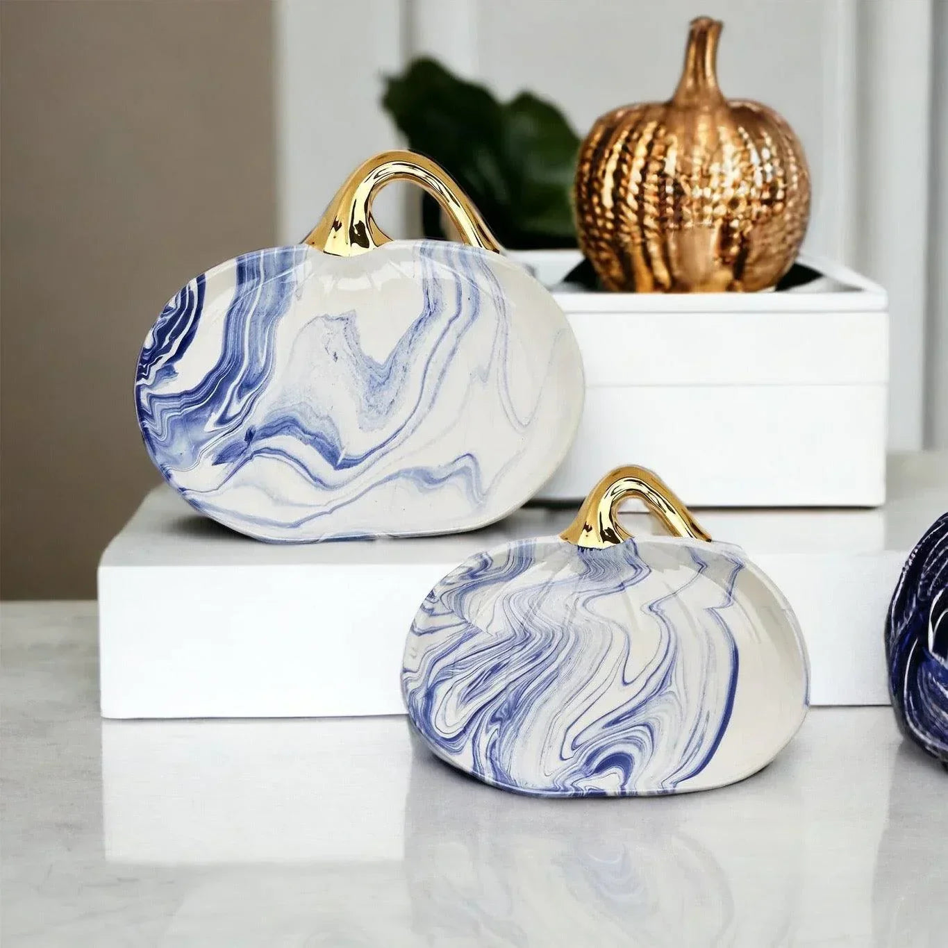 Martha Blue Pumpkin Plate Gia Roma