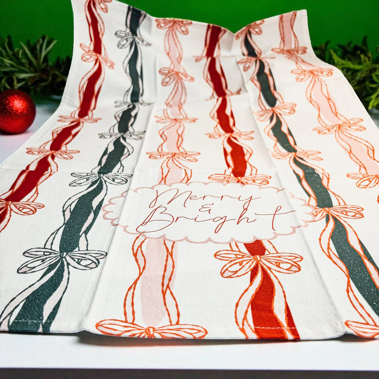 Merry Bright Coquette