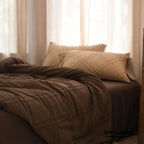 Millard Geometric Jacquard Bedding Set / Brown Ever Lasting