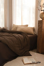 Millard Geometric Jacquard Bedding Set / Brown Ever Lasting