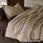 Millard Geometric Jacquard Bedding Set / Brown Ever Lasting