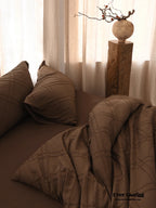 Millard Geometric Jacquard Bedding Set / Brown Ever Lasting