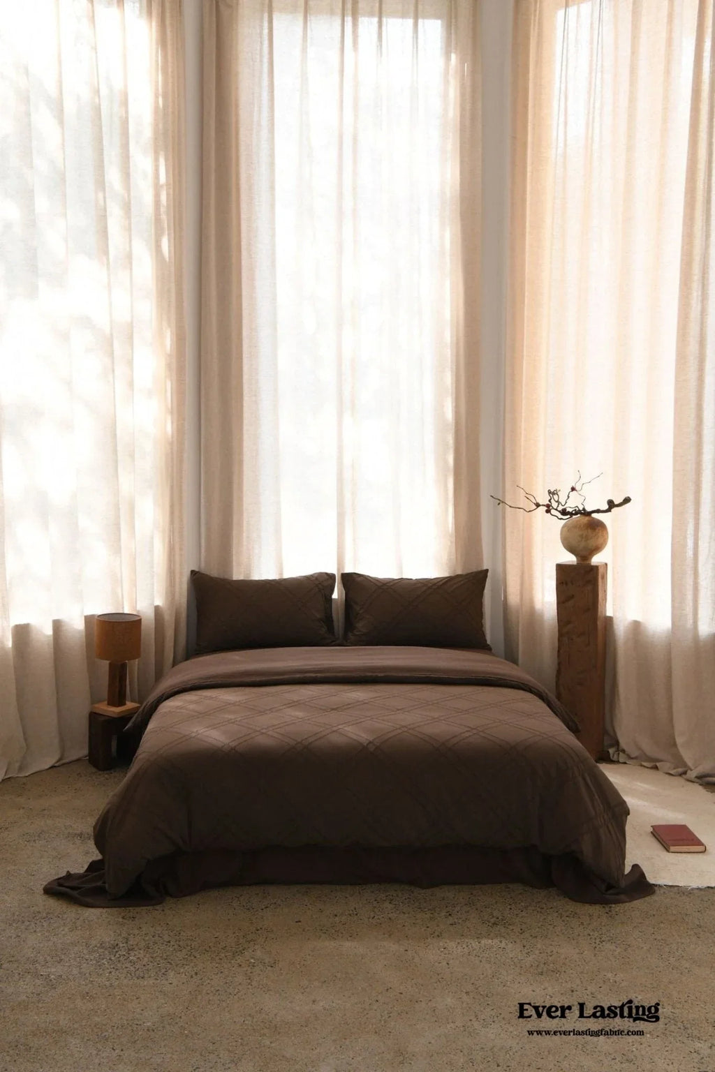 Millard Geometric Jacquard Bedding Set / Brown Ever Lasting