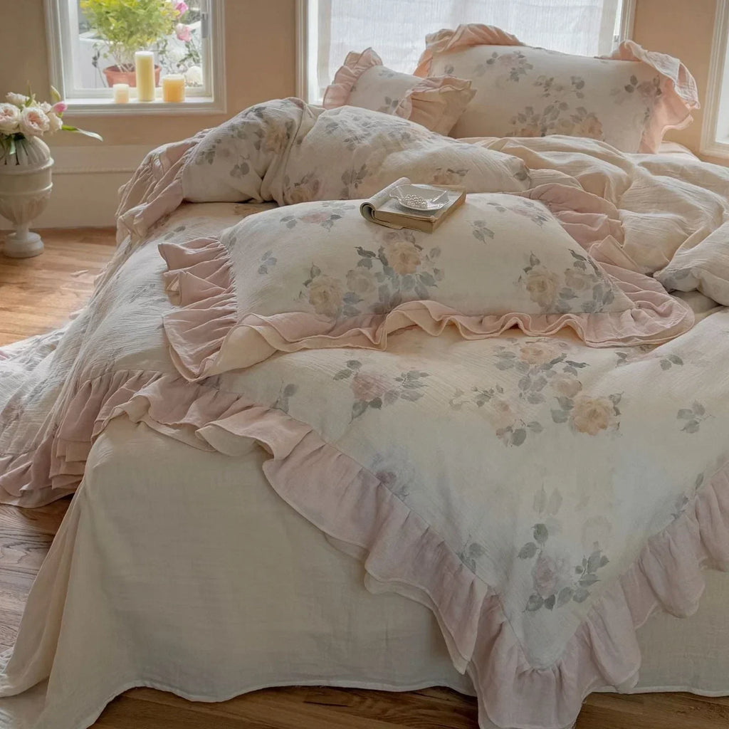 Millie Lace Ruffle Floral Bedding Set / Blue Ever Lasting