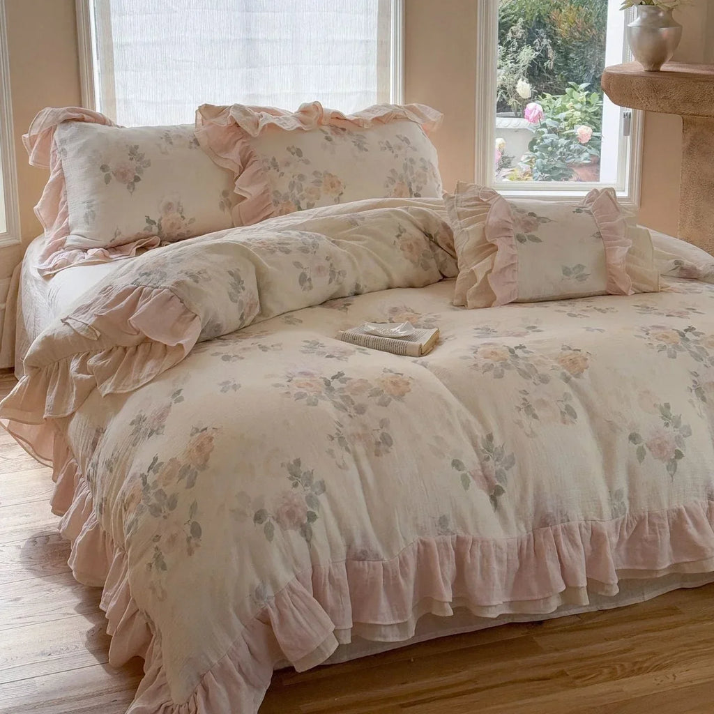 Millie Lace Ruffle Floral Bedding Set / Blue Ever Lasting