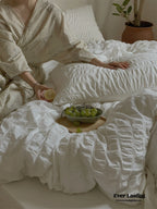 Minimal Bubble Textured Bedding Set / Blue Ever Lasting