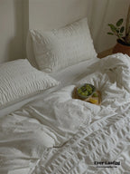 Minimal Bubble Textured Bedding Set / Blue Ever Lasting