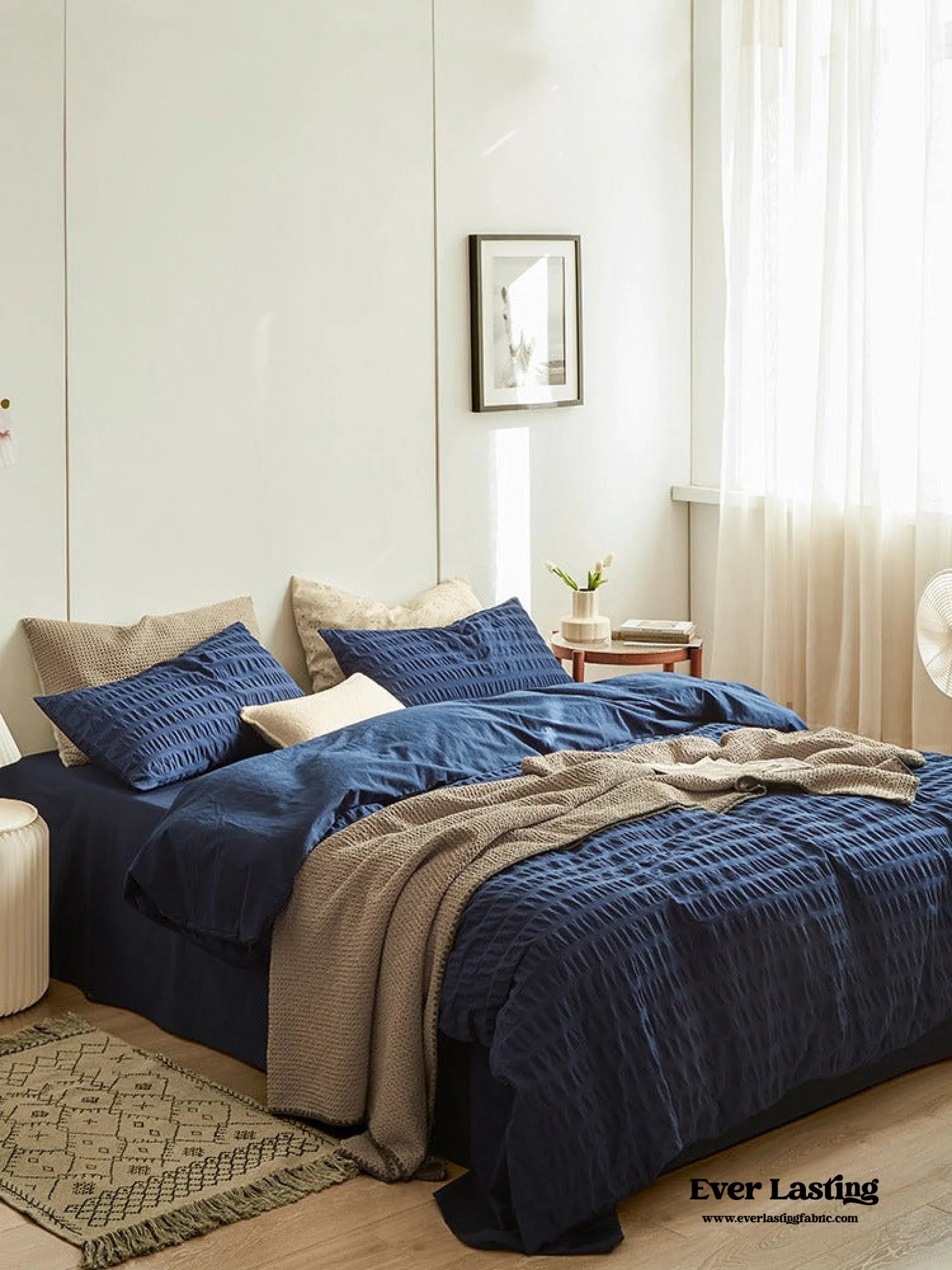 Minimal Bubble Textured Bedding Set / Blue Ever Lasting