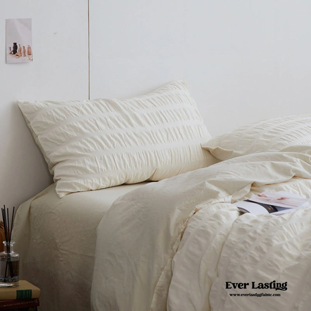 Minimal Bubble Textured Bedding Set / Blue Ever Lasting