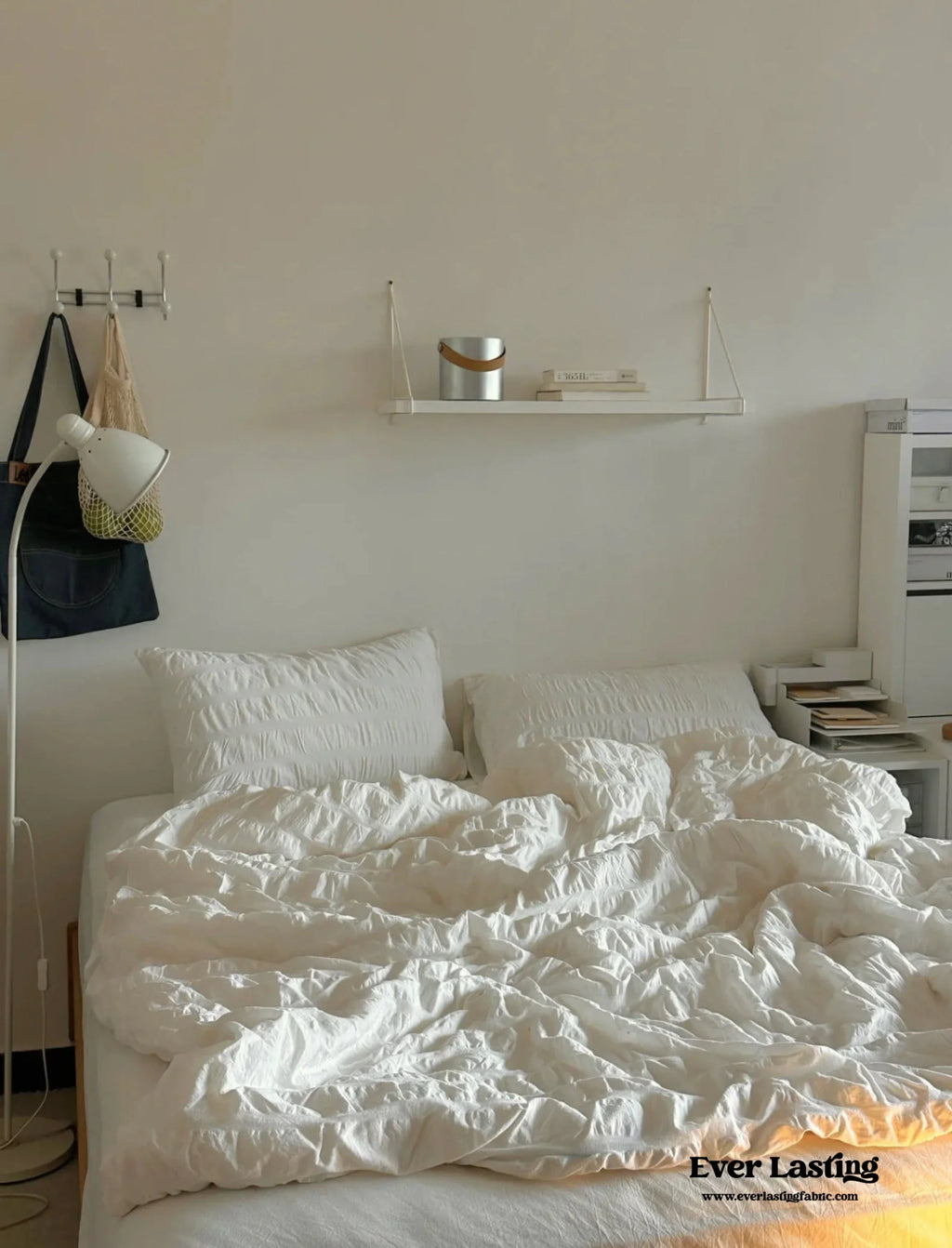 Minimal Bubble Textured Bedding Set / Blue Ever Lasting
