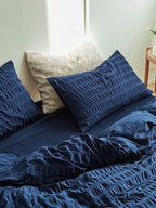 Minimal Bubble Textured Bedding Set / Blue Ever Lasting