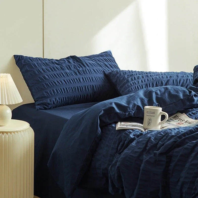 Minimal Bubble Textured Bedding Set / Blue Ever Lasting