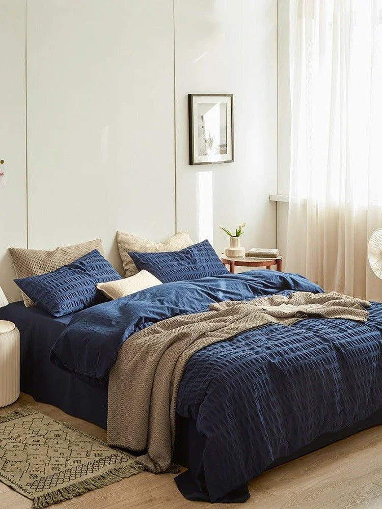 Minimal Bubble Textured Bedding Set / Blue Ever Lasting