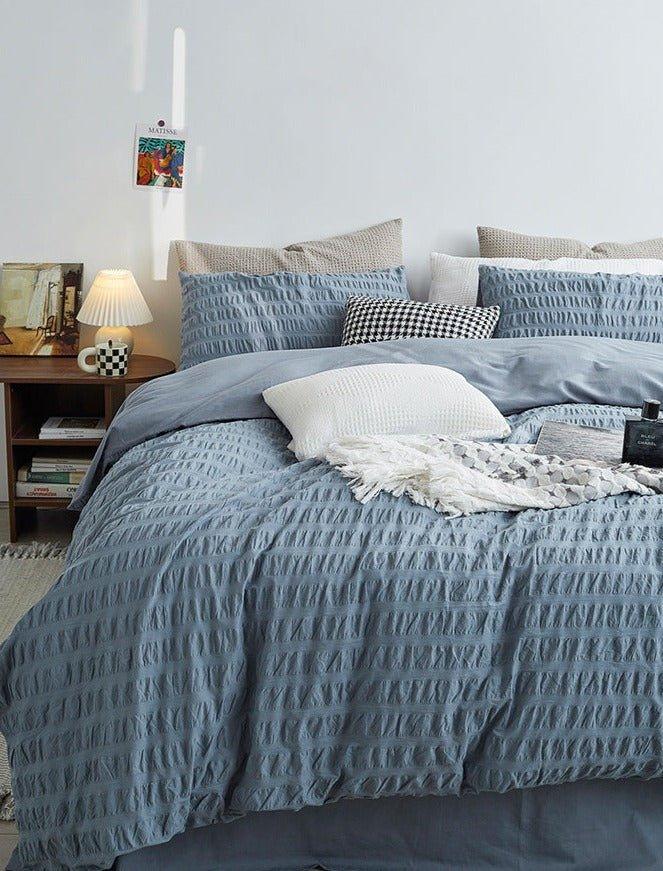 Minimal Bubble Textured Bedding Set / Blue Ever Lasting