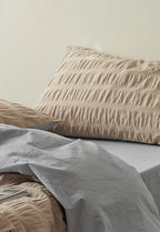 Minimal Bubble Textured Bedding Set / Blue Ever Lasting