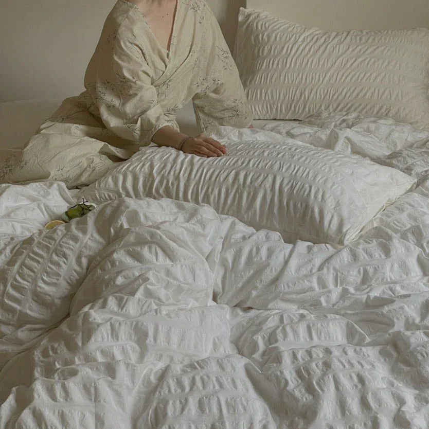 Minimal Bubble Textured Bedding Set / Blue Ever Lasting