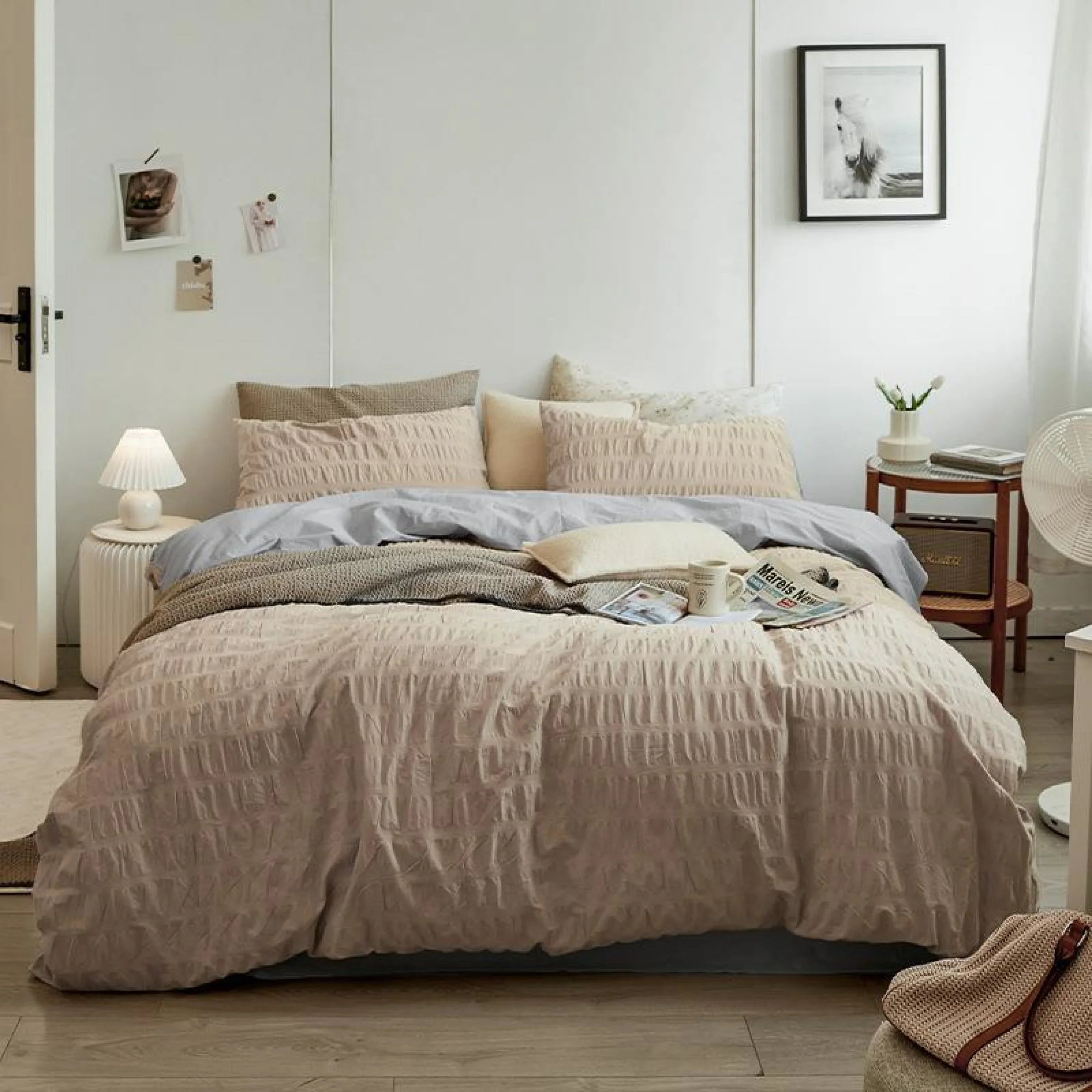 Minimal Bubble Textured Bedding Set / Blue Ever Lasting