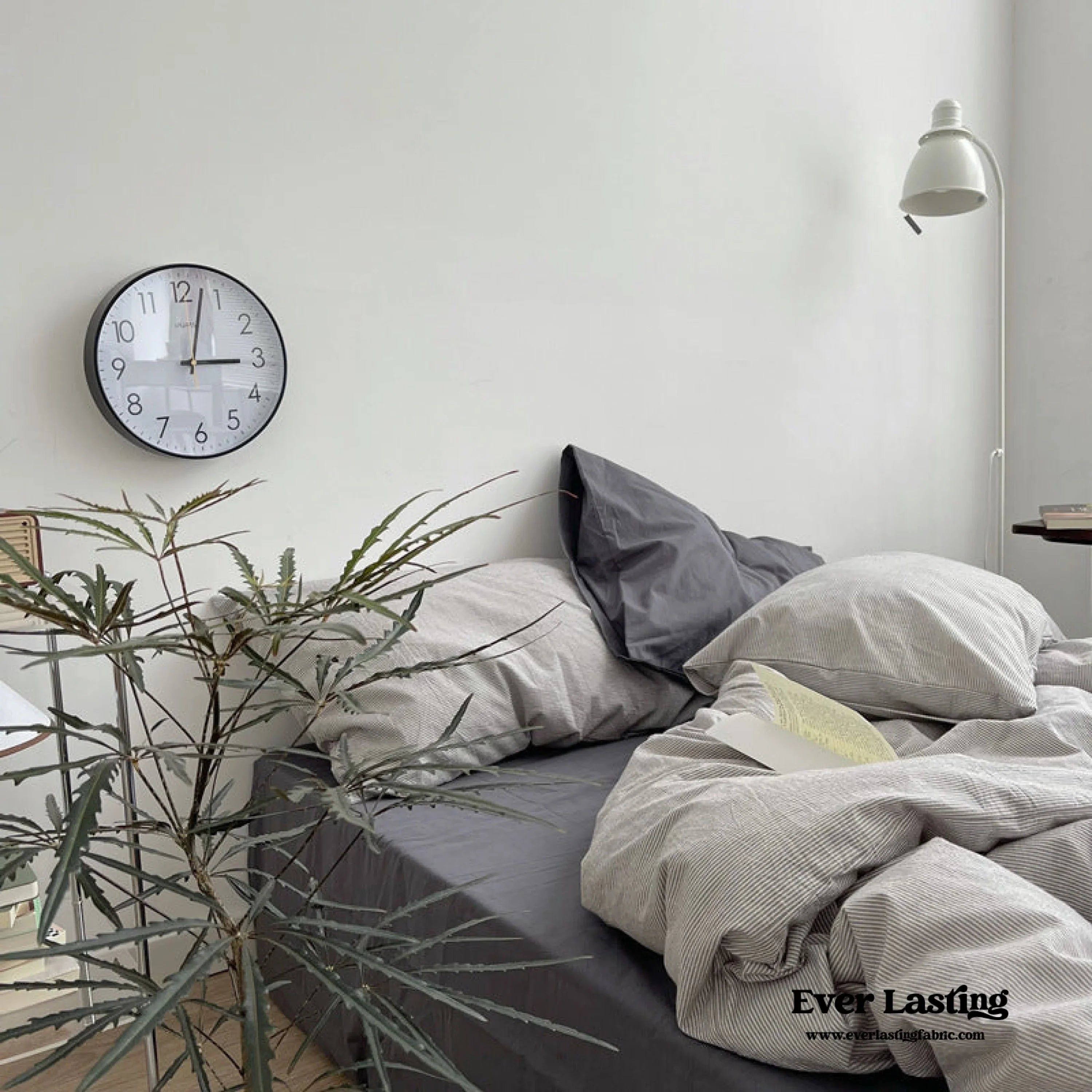 Minimal Mixed Gingham Bedding Set / Gray & Black Ever Lasting