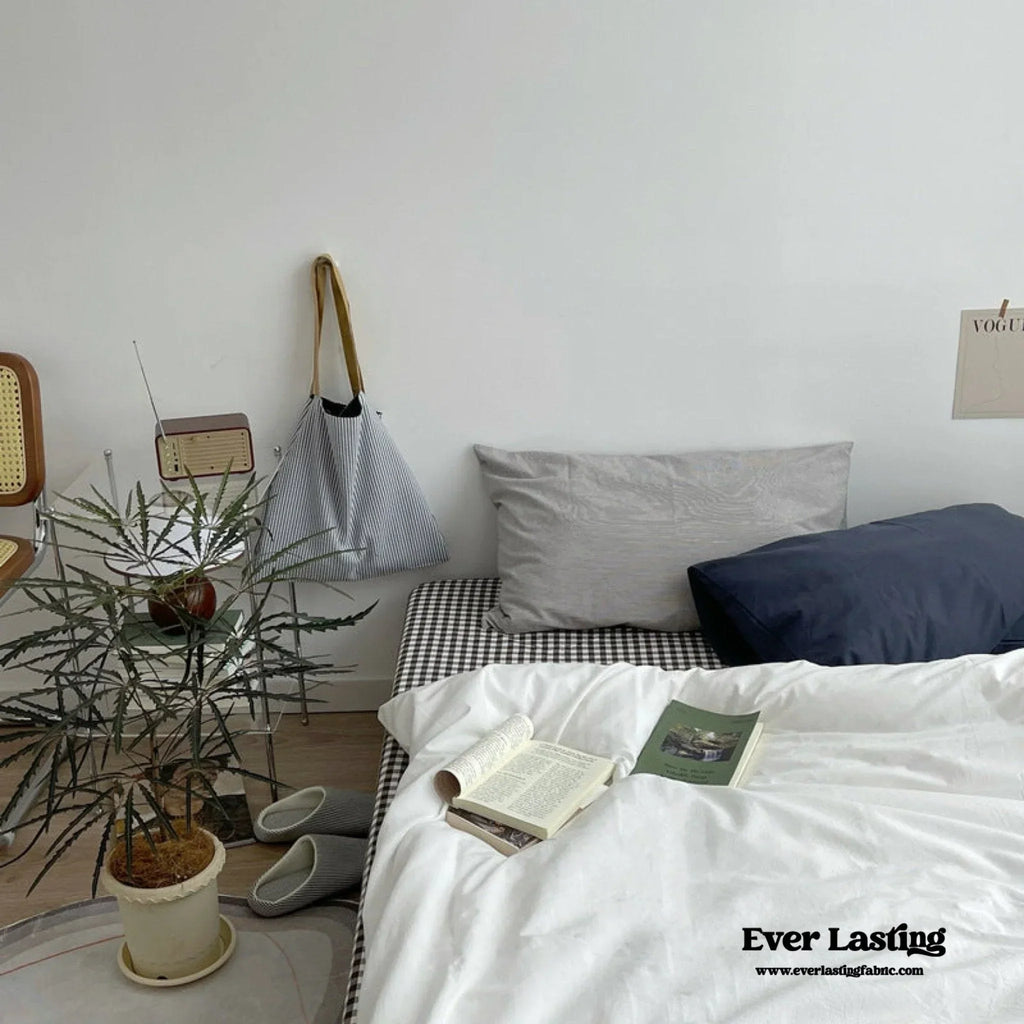 Minimal Mixed Gingham Bedding Set / White Ever Lasting