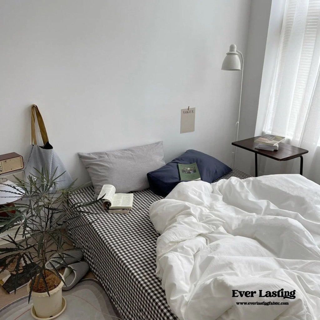 Minimal Mixed Gingham Bedding Set / White Ever Lasting