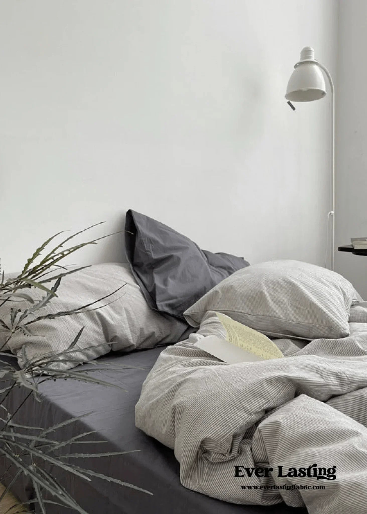 Minimal Mixed Gingham Bedding Set / White Ever Lasting