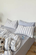 Minimal Stripe Bedding Set / Green Ever Lasting