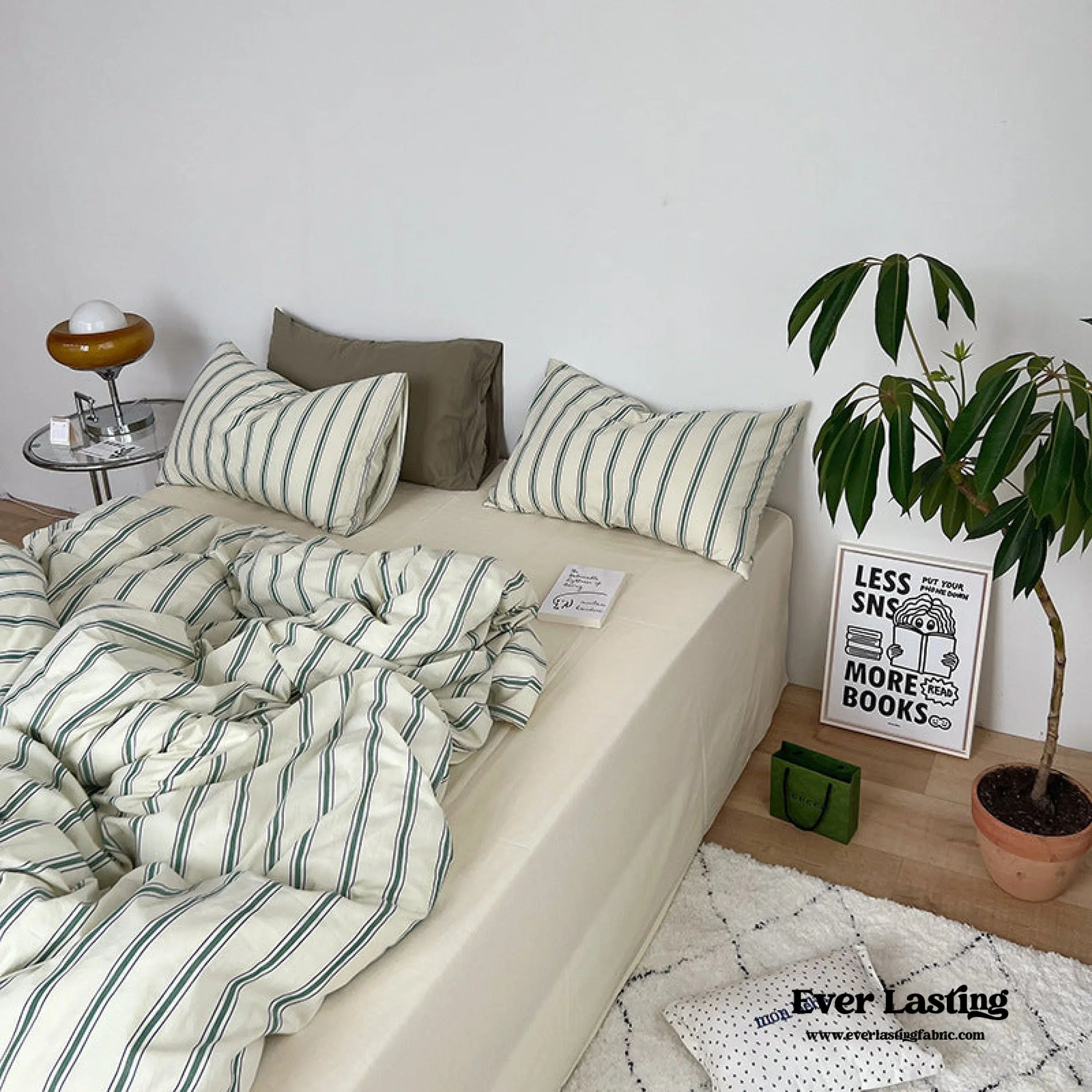 Minimal Stripe Bedding Set / Green Ever Lasting