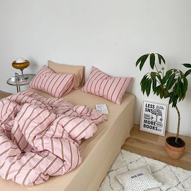 Minimal Stripe Bedding Set / Green