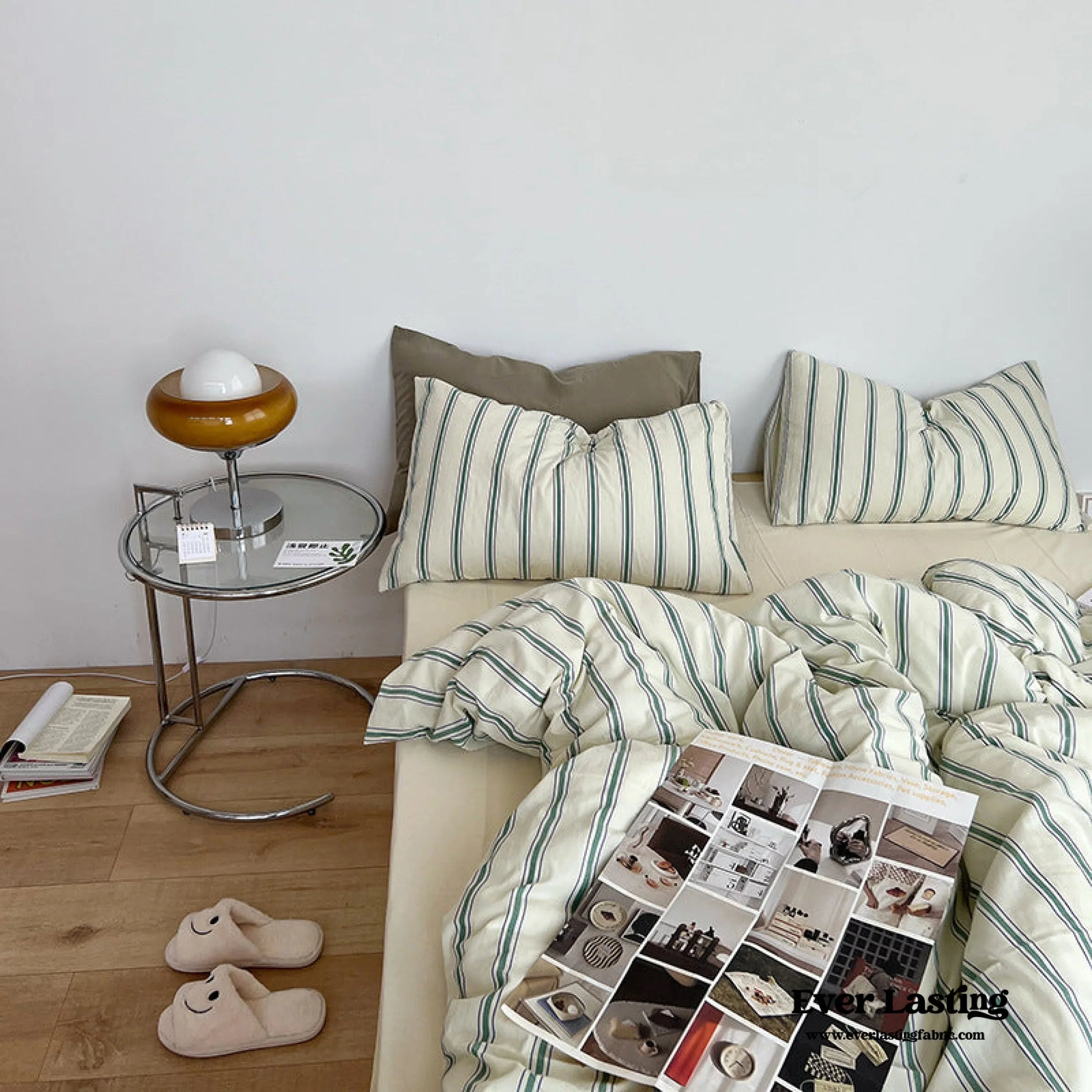 Minimal Stripe Bedding Set / Green Ever Lasting