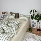Minimal Stripe Bedding Set / Pink Ever Lasting