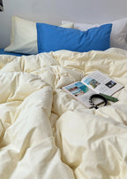 Mixed Color Ocean Crush Washed Cotton Bedding Set / White + Blue Ever Lasting