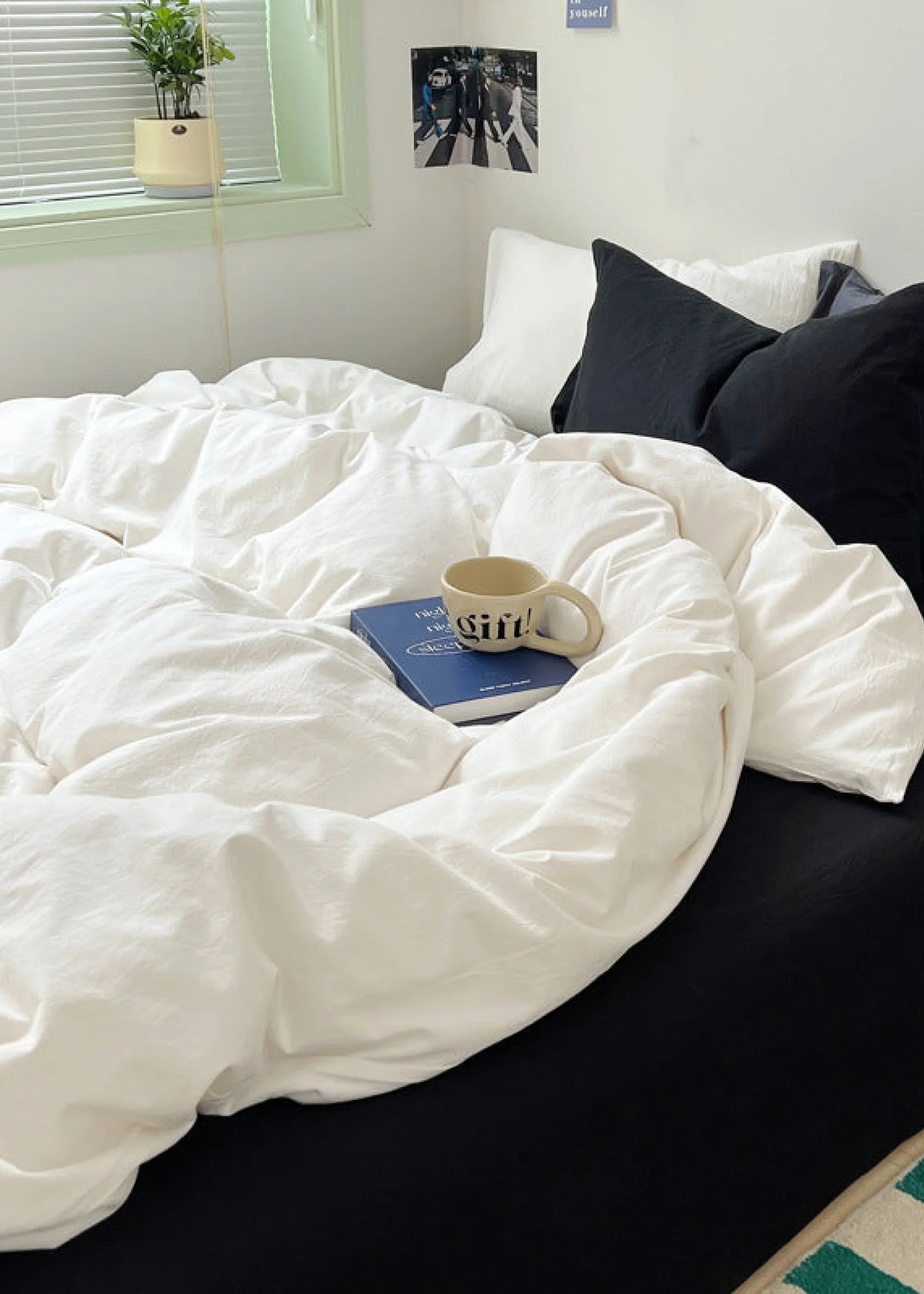 Mixed Color Ocean Crush Washed Cotton Bedding Set / White + Blue Ever Lasting