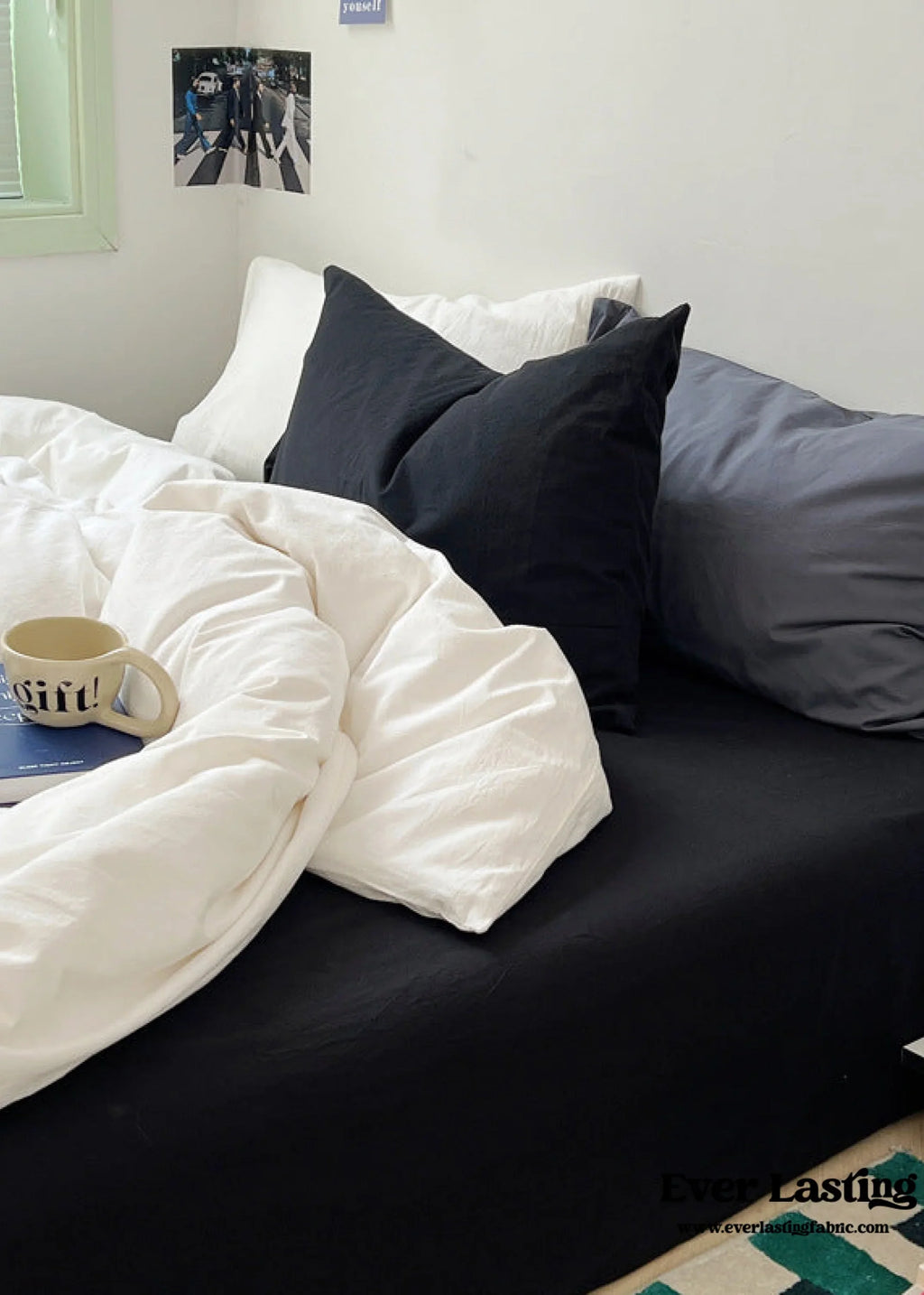 Mixed Color Ocean Crush Washed Cotton Bedding Set / White + Blue Ever Lasting