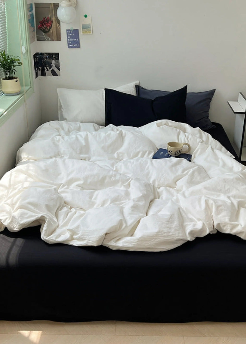 Mixed Color Ocean Crush Washed Cotton Bedding Set / White + Blue Ever Lasting