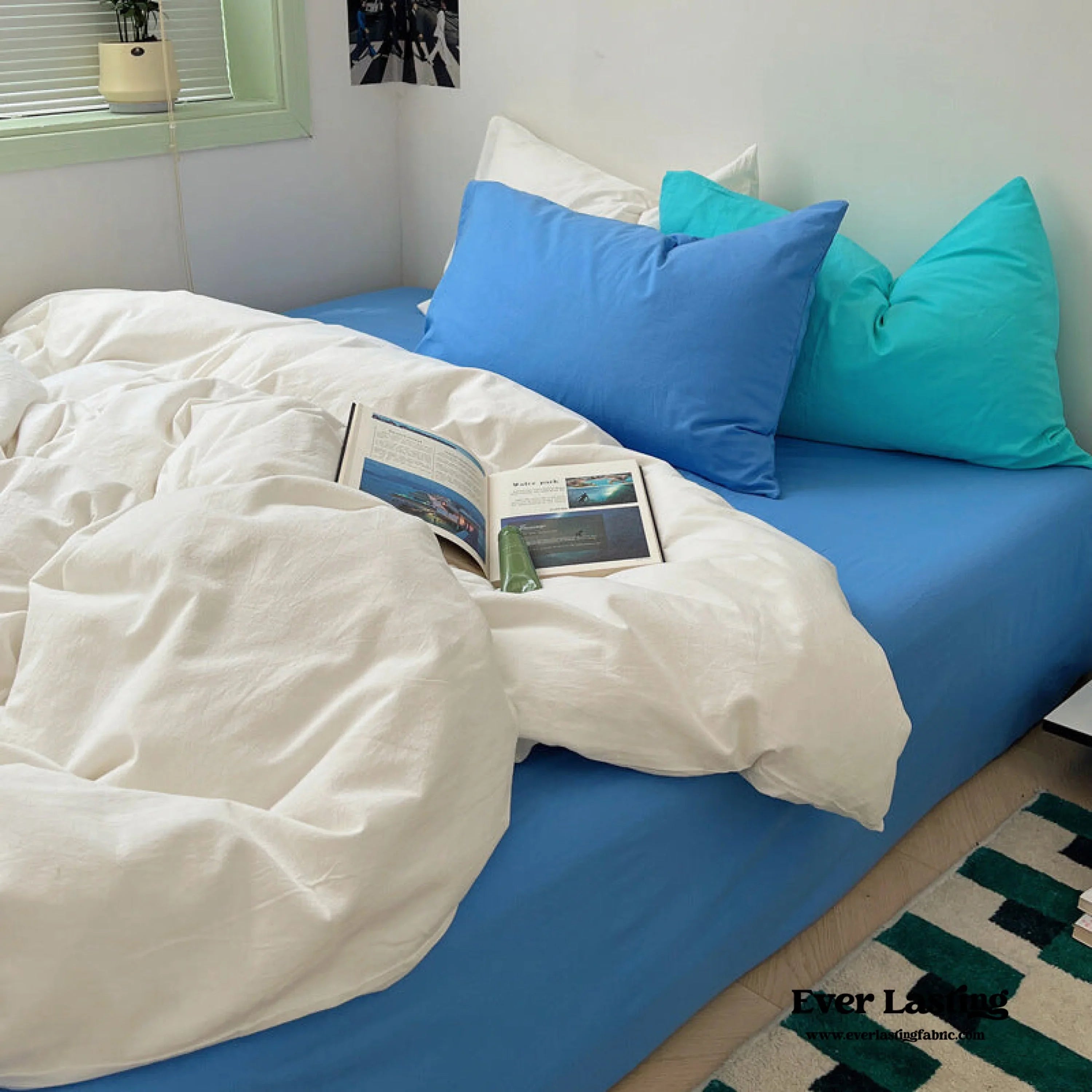 Mixed Color Ocean Crush Washed Cotton Bedding Set / White + Blue Ever Lasting