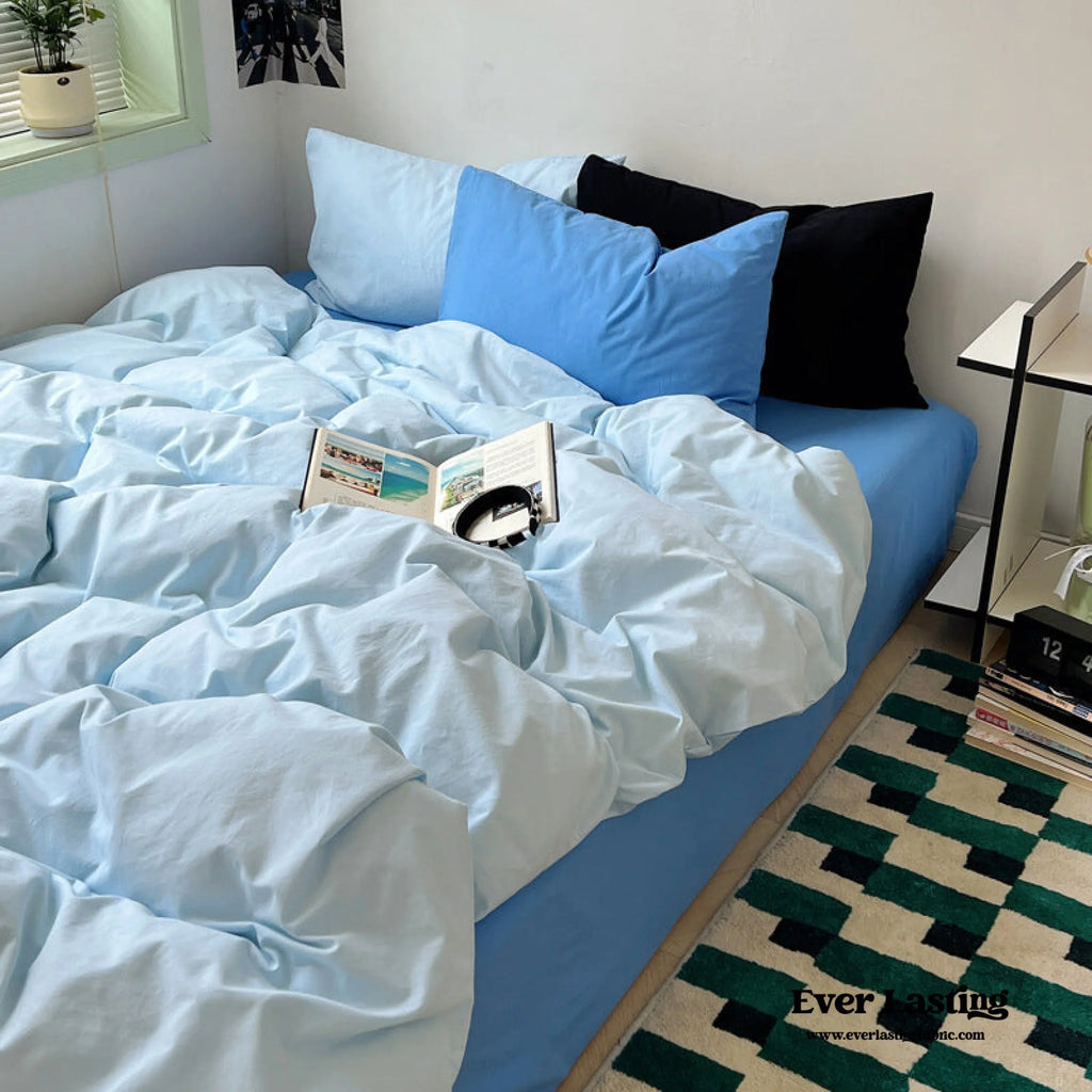 Mixed Color Ocean Crush Washed Cotton Bedding Set / White + Blue Ever Lasting