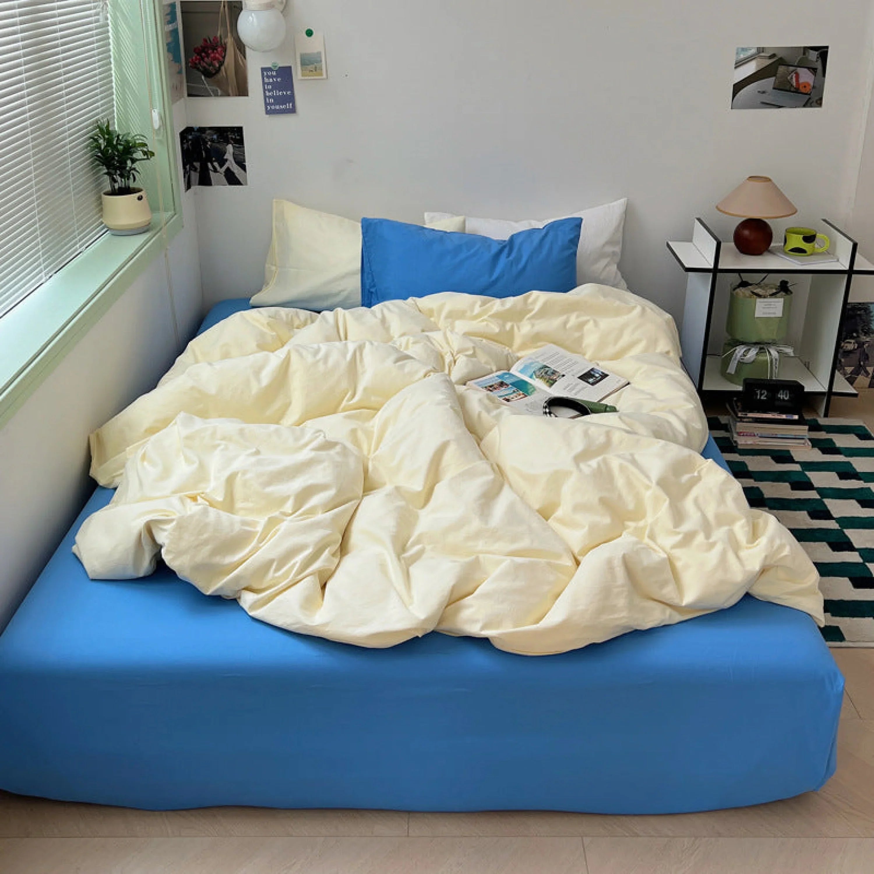 Mixed Color Ocean Crush Washed Cotton Bedding Set / White + Blue Ever Lasting