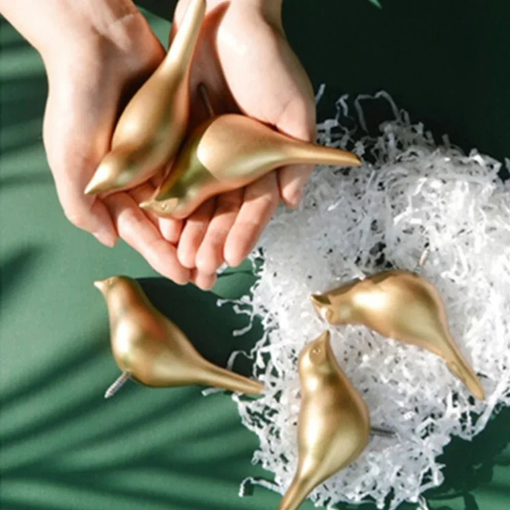 White resin bird wall hook, modern 3D design, heavy duty key holder - House of Avana