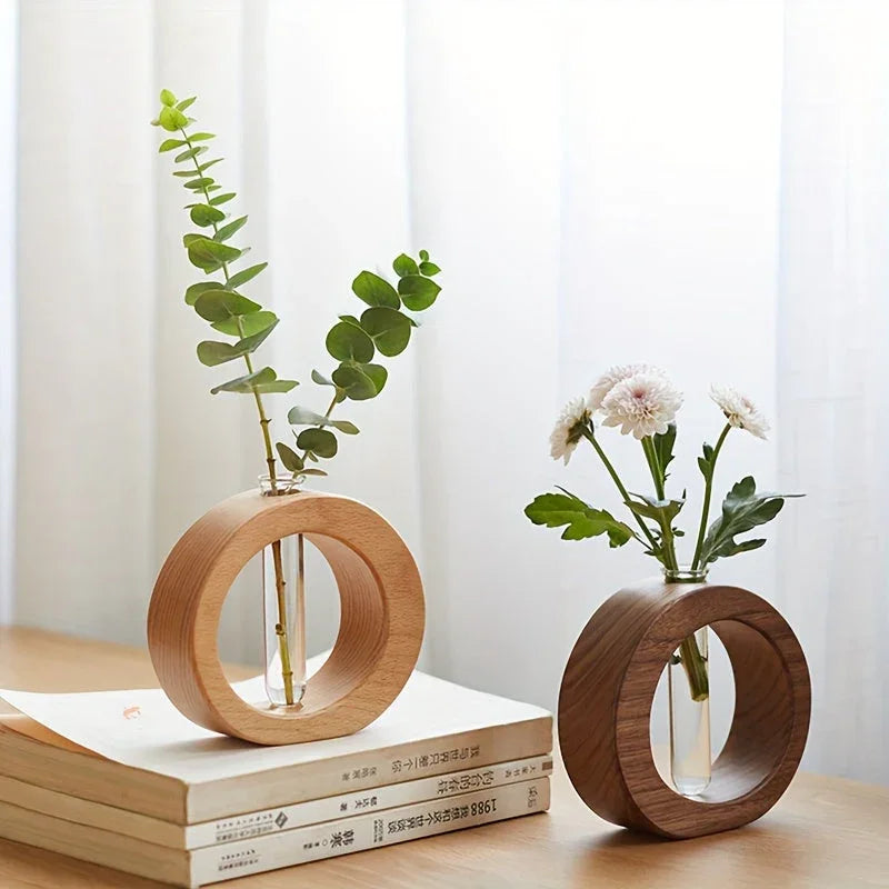 Modern Farmhouse Table Decor & Wood Vase