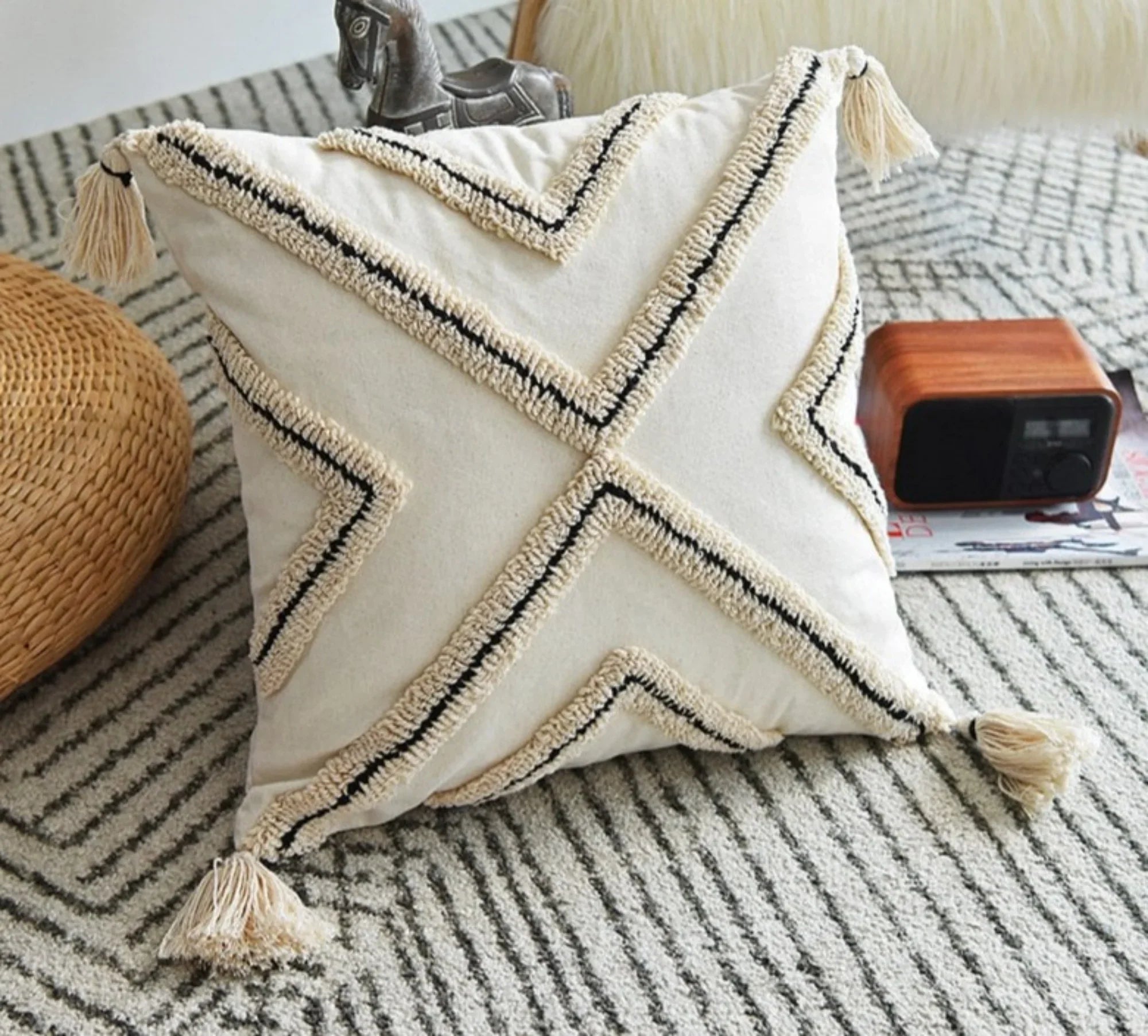Modern Geometric Cushion Cover for Home Decor - House of Avana