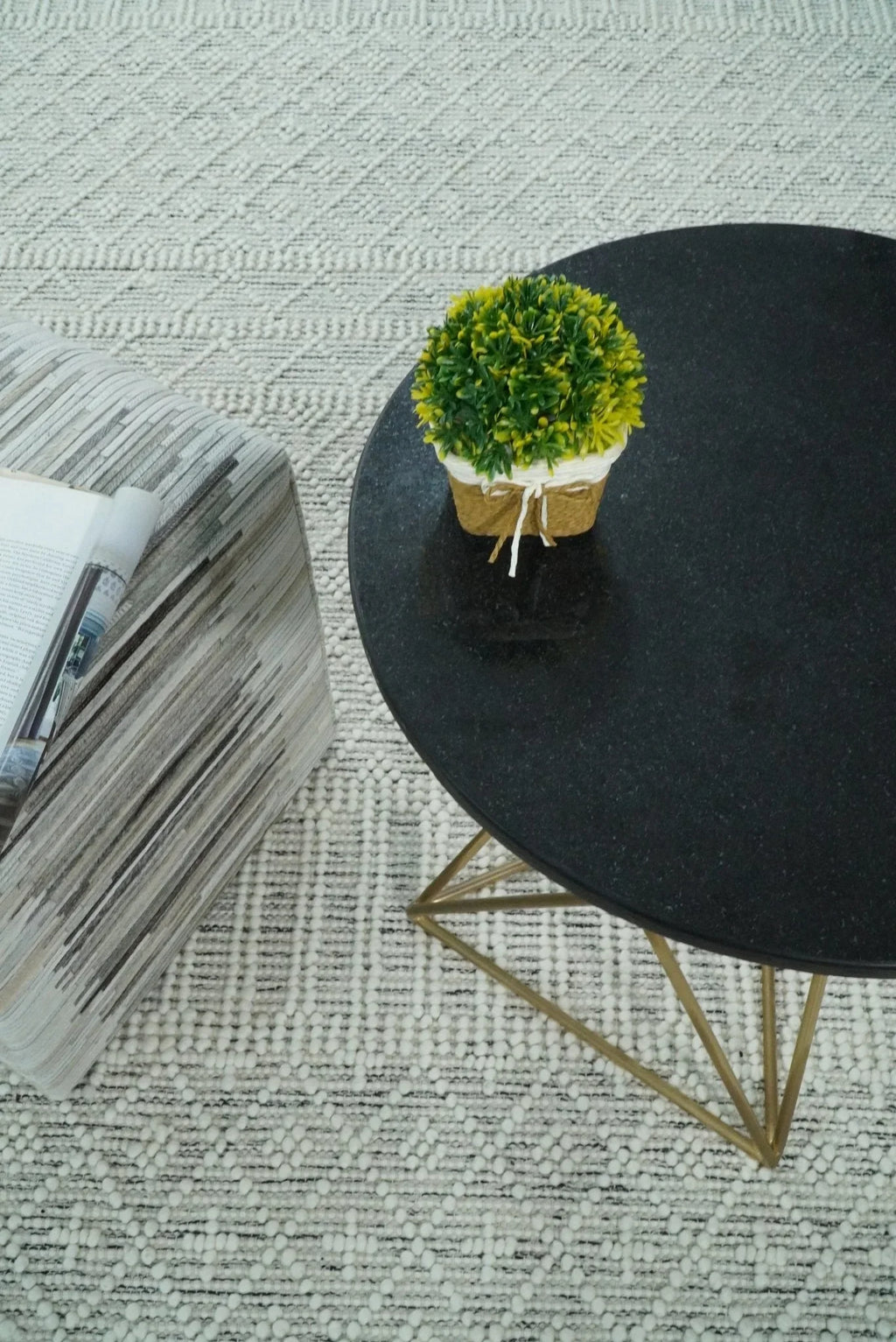 Modern Geometrical White Dhurrie Wool Area Rug