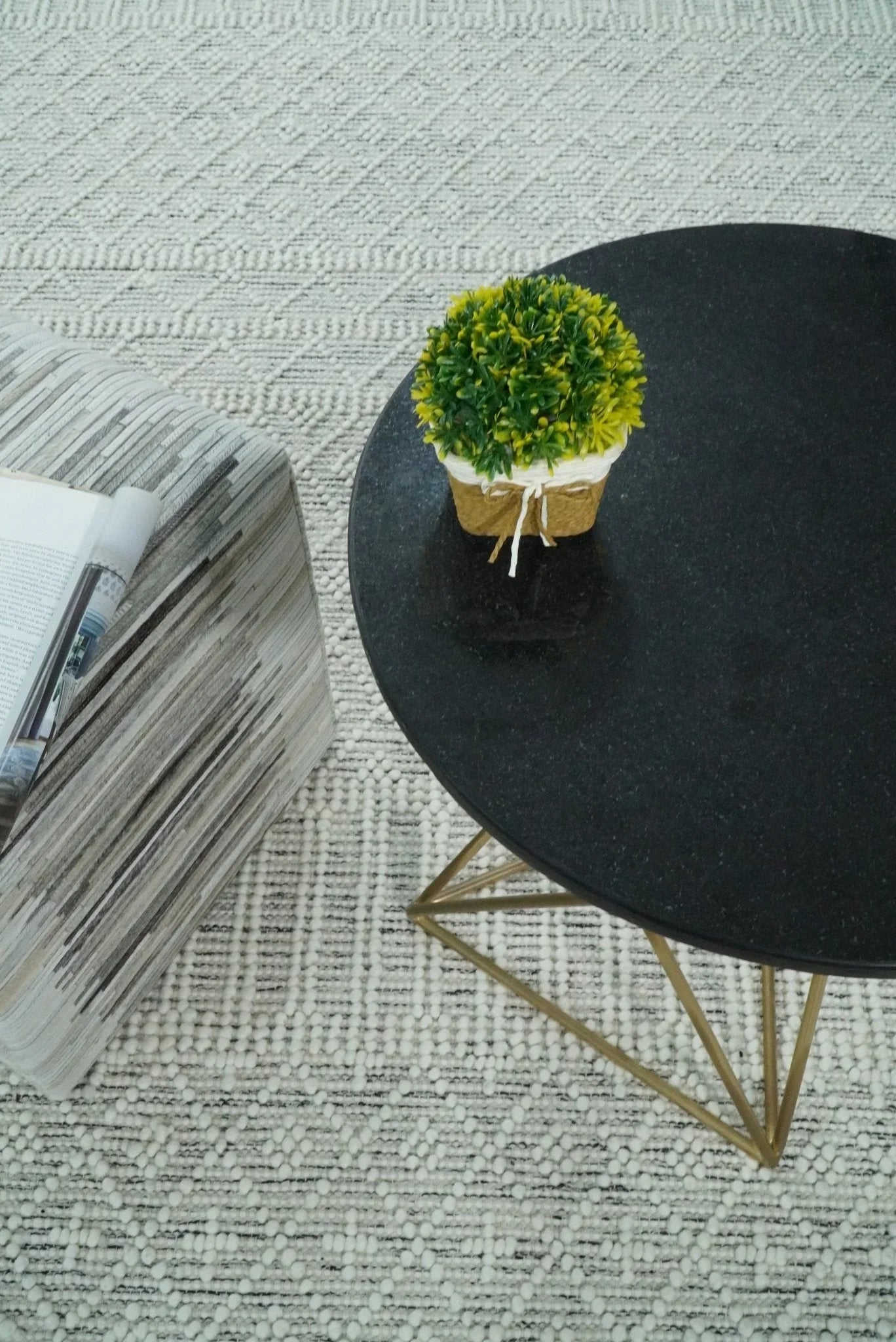 Modern Geometrical White Dhurrie Wool Area Rug