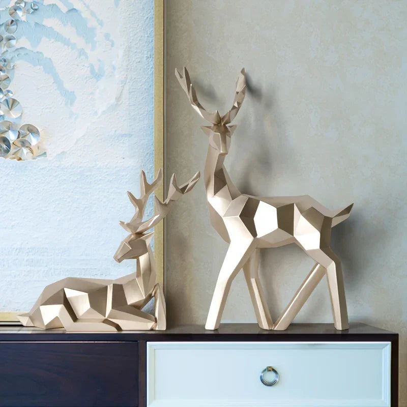 Modern Minimalist Resin Deer & Reindeer Sculpture - & Golden Abstract Animal Figurine, Elegant Home Decor for Living Room, Bedroom, Office, Christmas, Indoor Decoration, Scandinavian Style, Decorative Figurine, Office Decorat House Of Avana