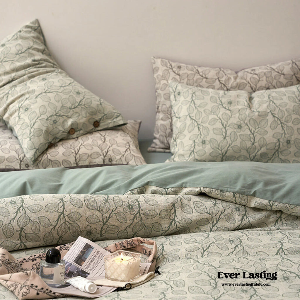 Mother Earth Floral Bedding Set / Pink Buttoned Ever Lasting