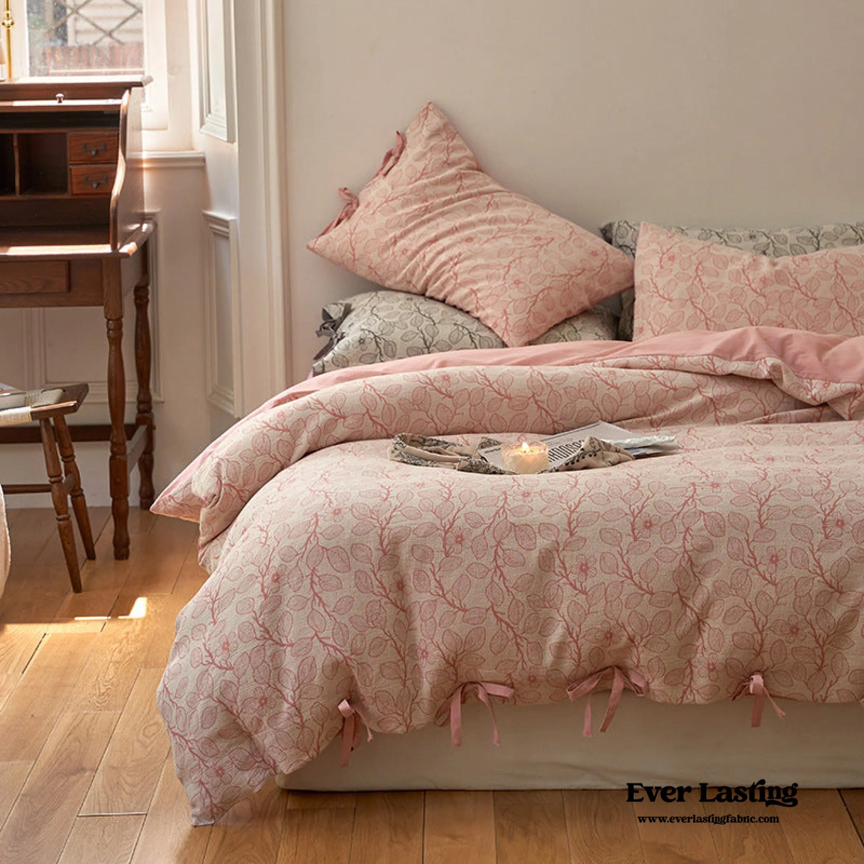 Mother Earth Floral Bedding Set / Pink Buttoned Ever Lasting
