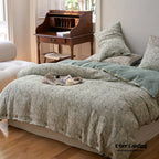 Mother Earth Floral Bedding Set / Pink Buttoned Ever Lasting